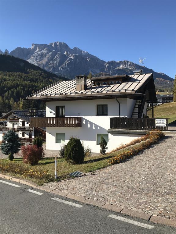 Hotel Ciasa Nonna Bon Bon à Cortina dʼAmpezzo Extérieur photo